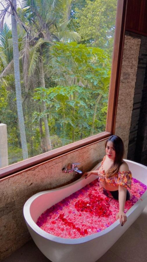 Nirankara Private Pool Villa - By Ubud Paradise Экстерьер фото